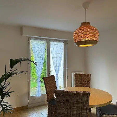 Hébergement de vacances Charmante Maison Proche Centre Et Plages