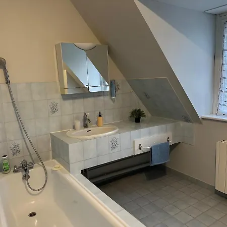 Hébergement de vacances Charming House Near Center And Beaches *