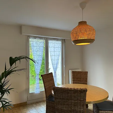 Holiday home Charmante Maison Proche Centre Et Plages *