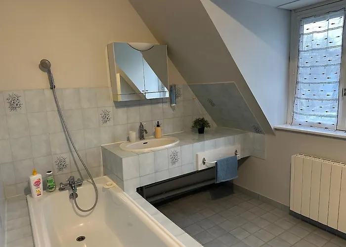 Hébergement de vacances Charming House Near Center And Beaches *